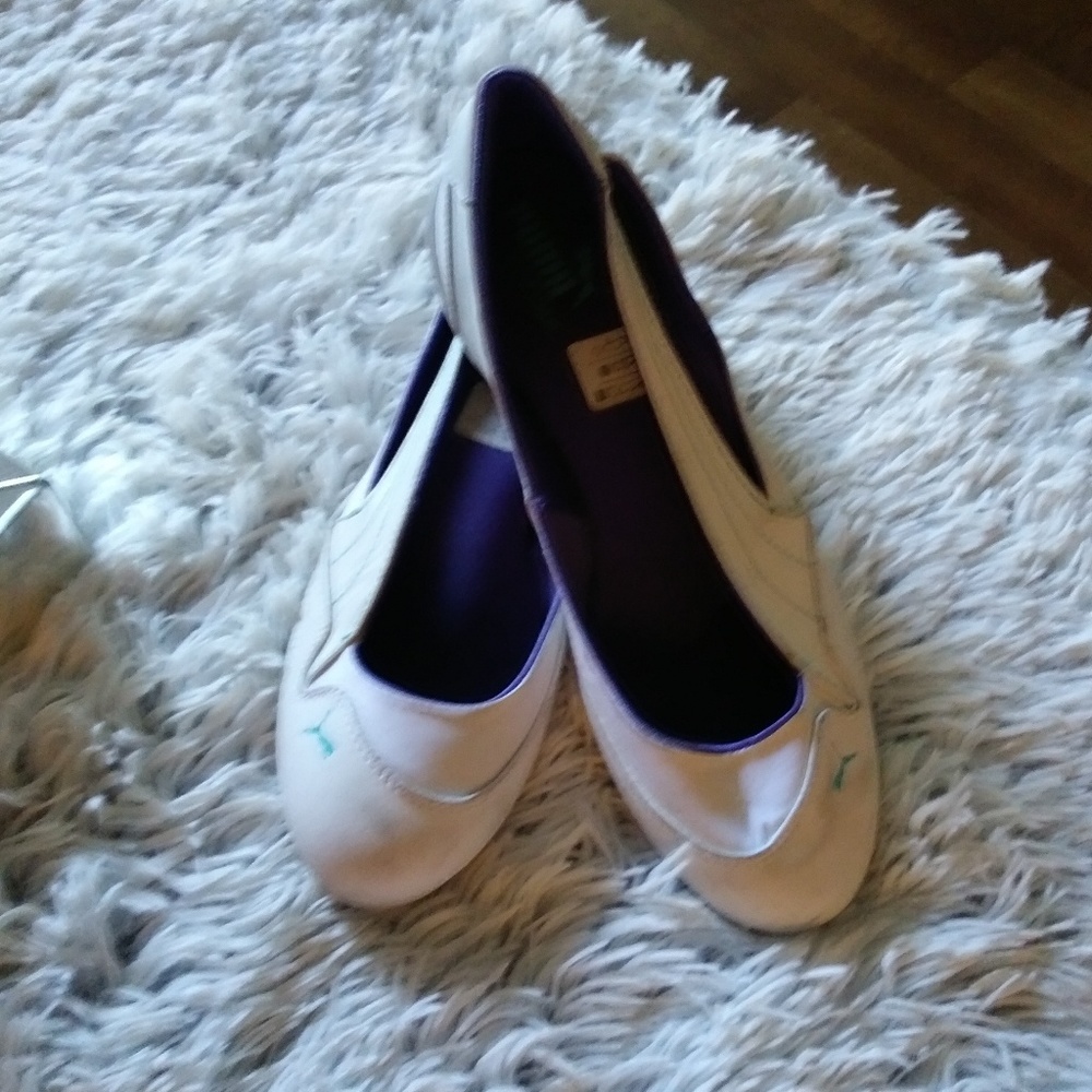 Puma flats Shoes
